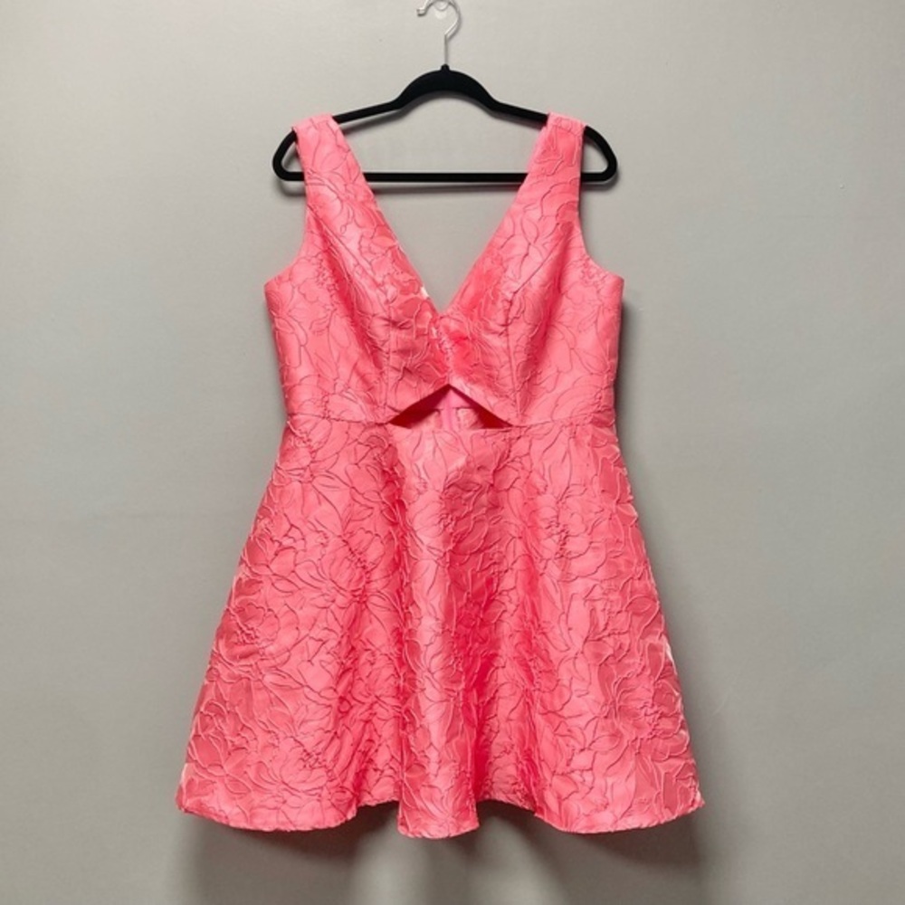 Jules & Cleo Pink Floral Jacquard Cutout Fit and Flare Dress 16 D24NY22452